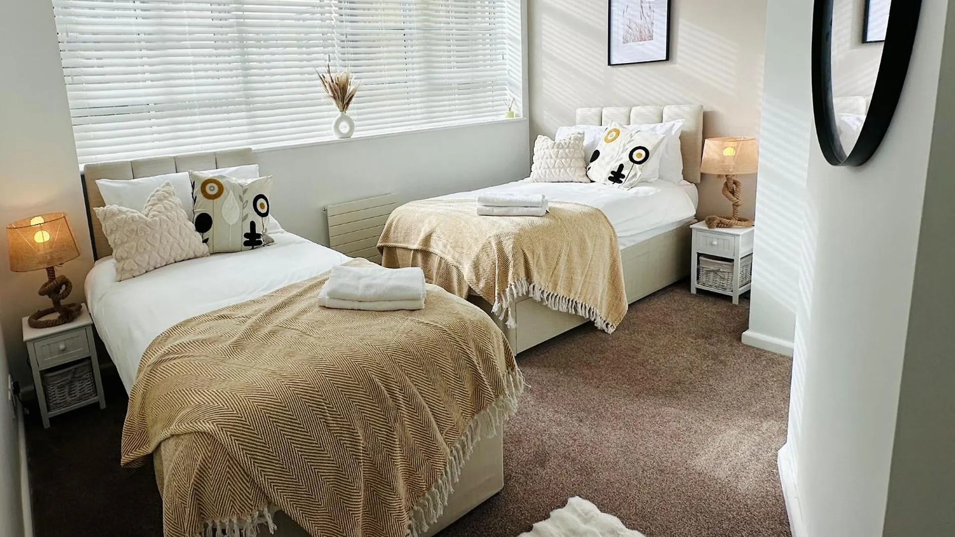 Central Location - Lanes - Ideal For Contractors, Families And Business Apartment Brighton 0*,  United Kingdom