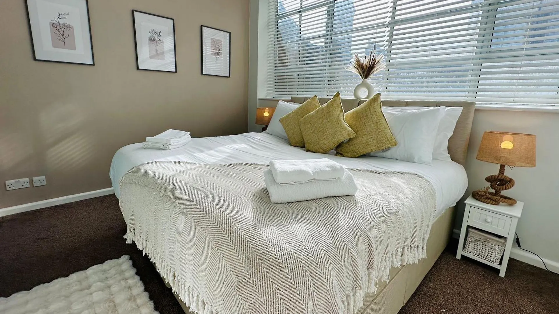 Central Location - Lanes - Ideal For Contractors, Families And Business Apartment Brighton